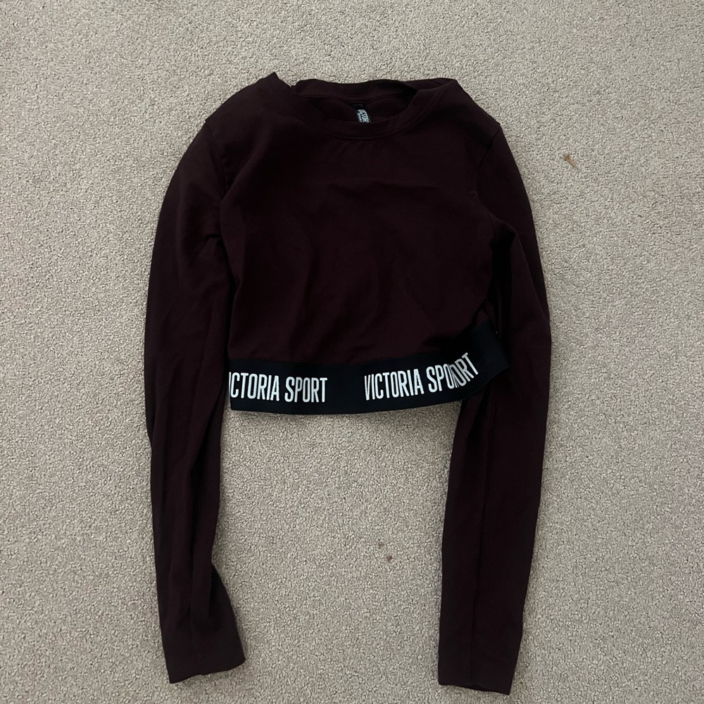 Victoria sport tight workout top no pads- good for small-no chest